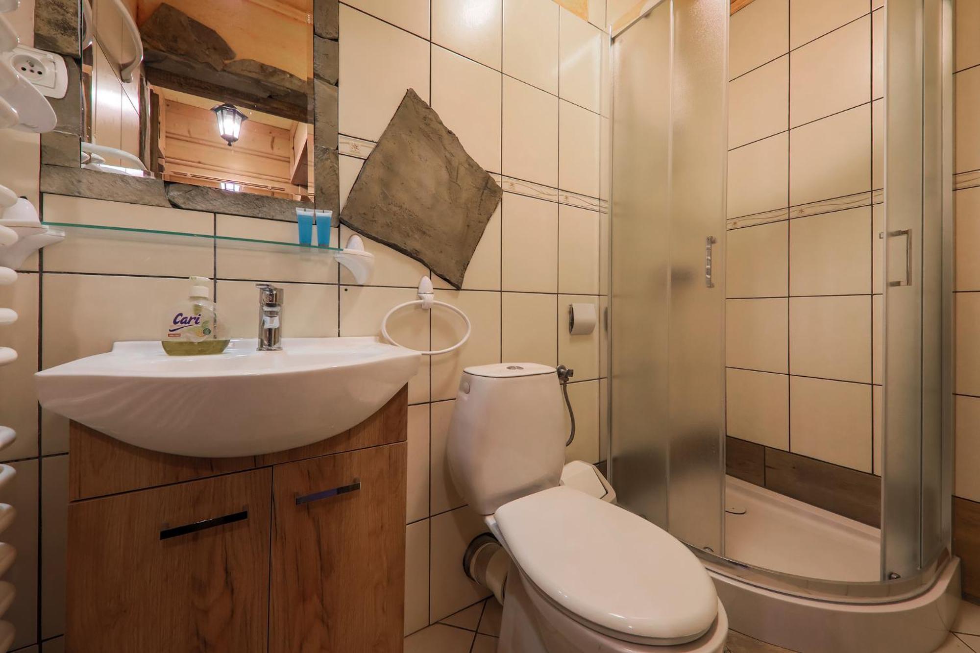 Grota Zbojnicka Apartament I Pokoje Гличарув Экстерьер фото