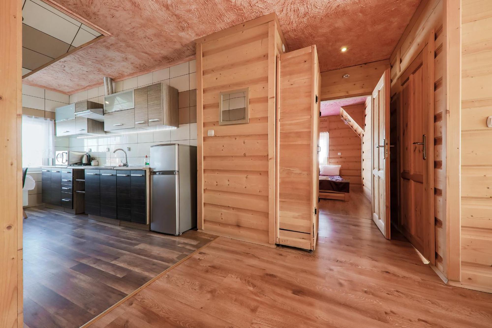 Grota Zbojnicka Apartament I Pokoje Гличарув Экстерьер фото