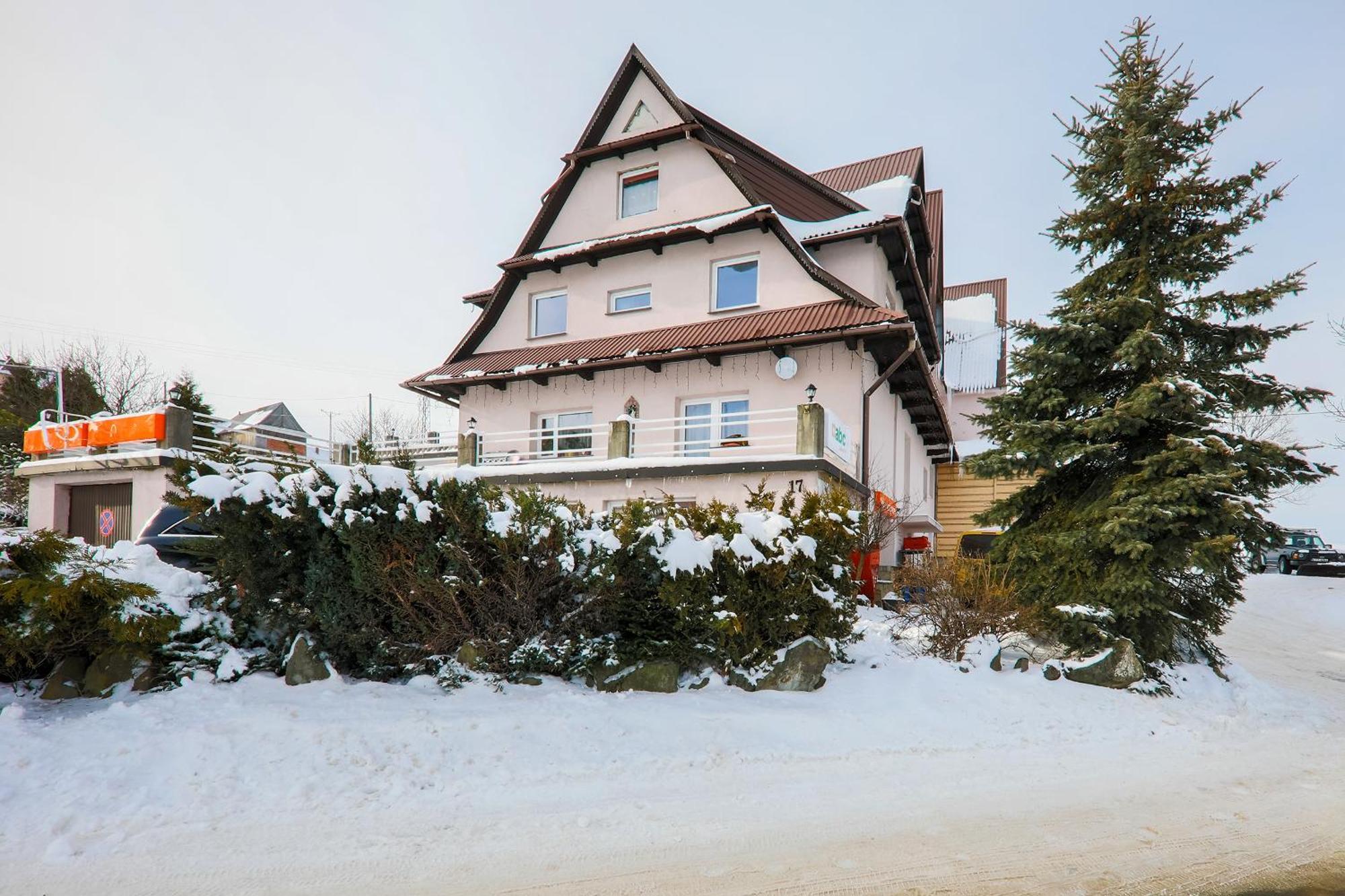 Grota Zbojnicka Apartament I Pokoje Гличарув Экстерьер фото